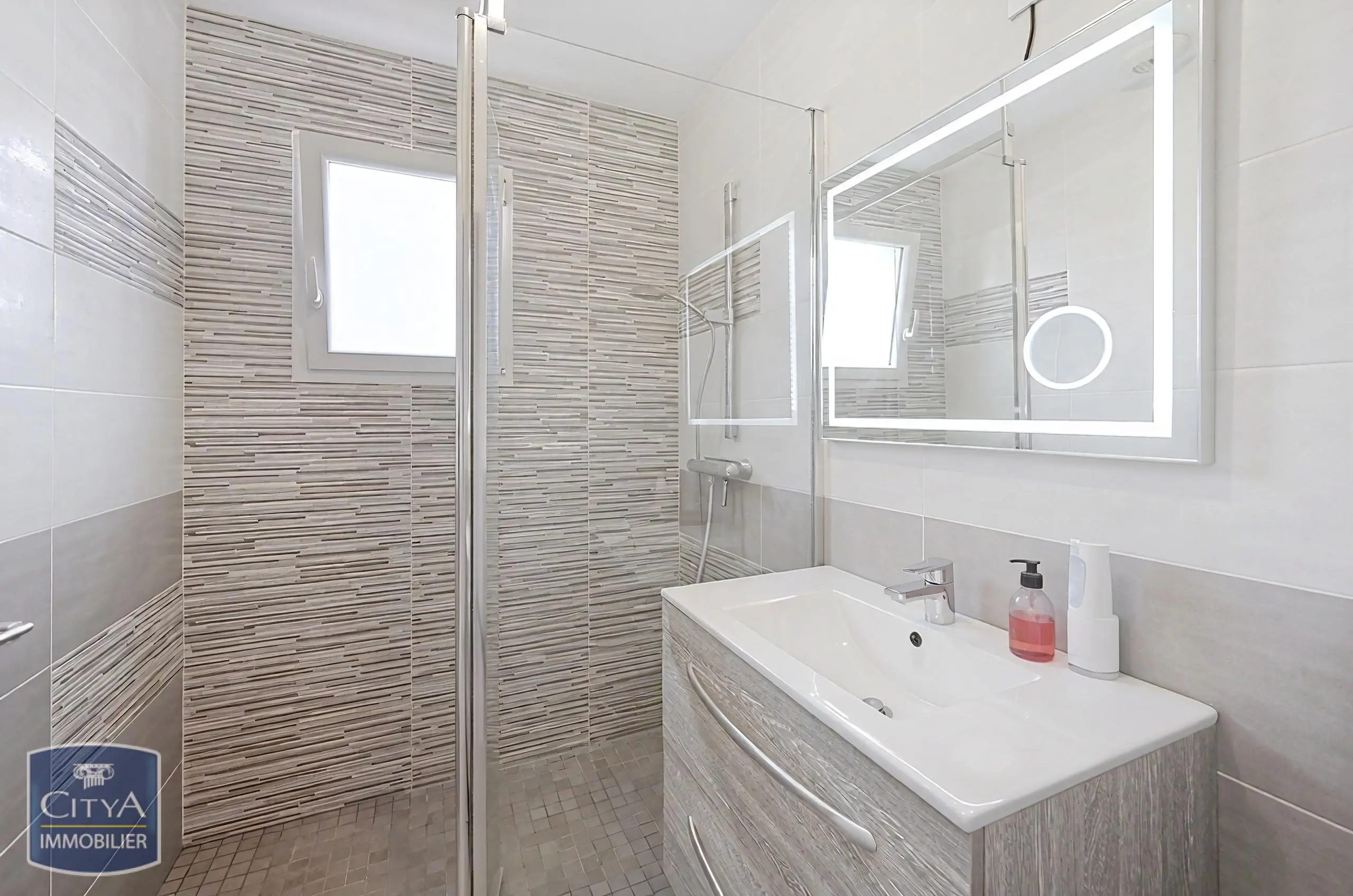 Photo 9 Maison 5 pièces 125m²