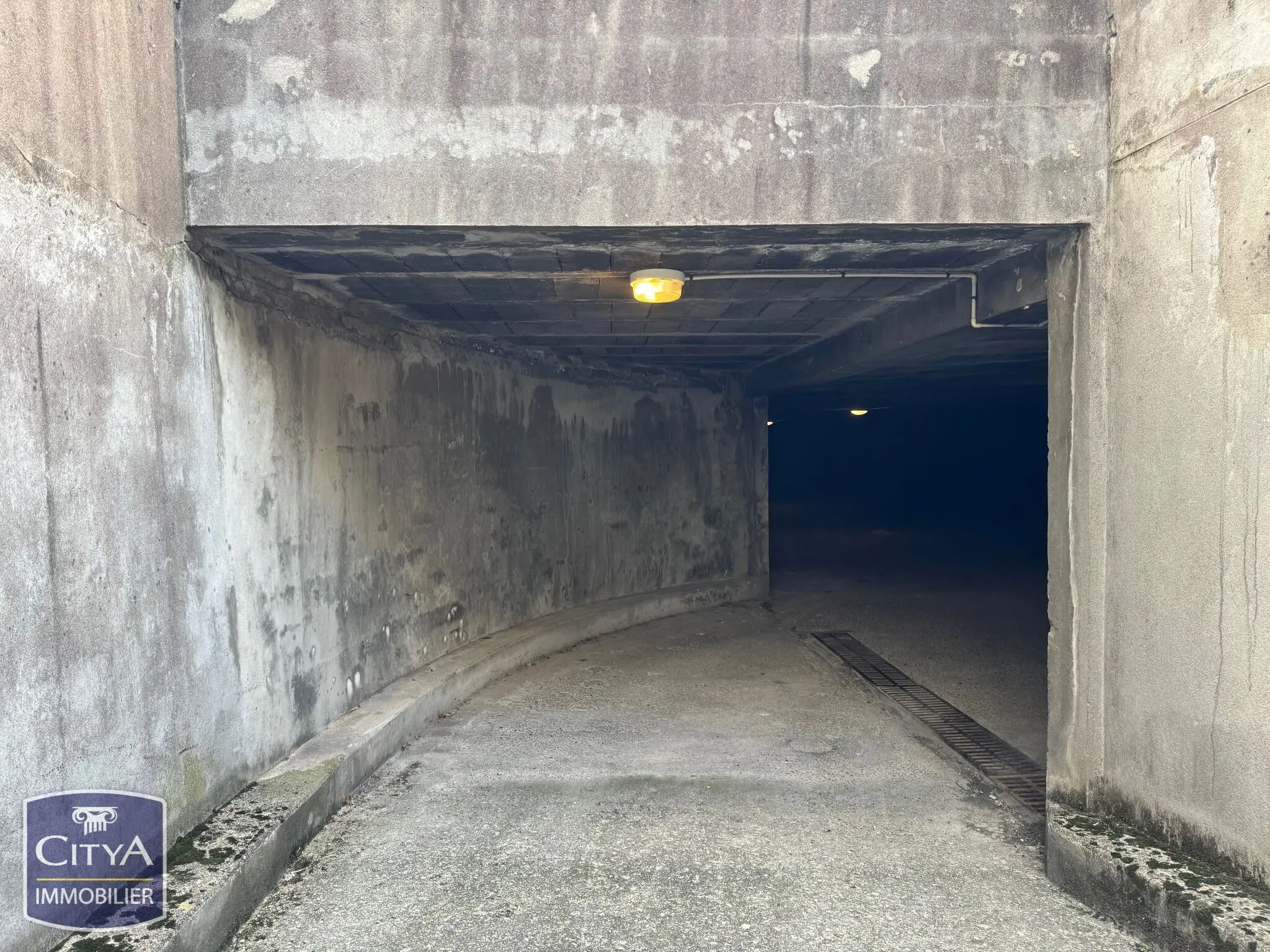 Photo 4 Parking 14m²
