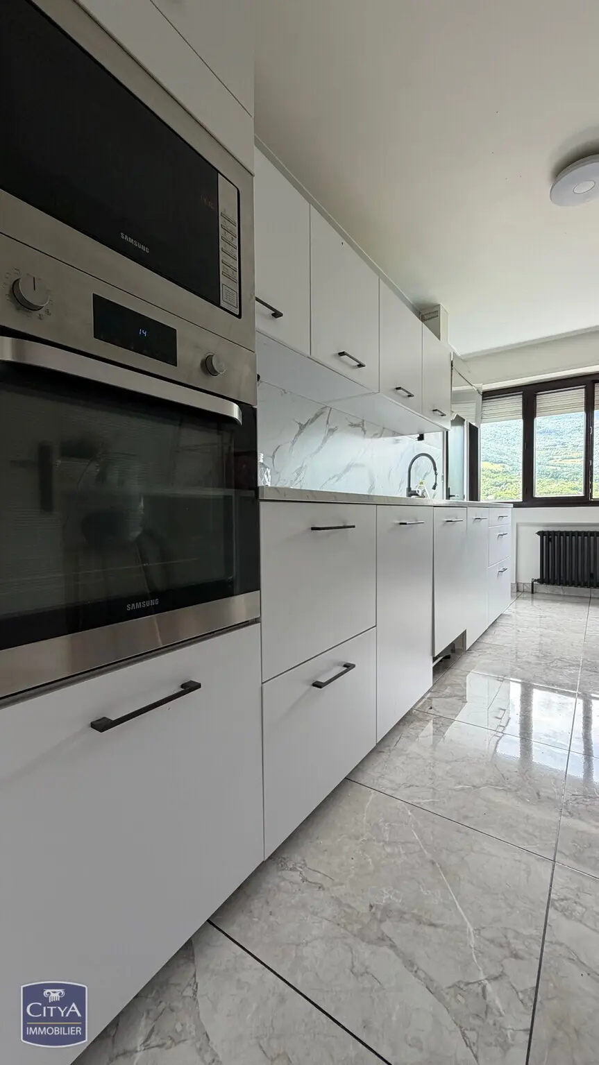 Photo 2 Appartement 5 pièces 117m²