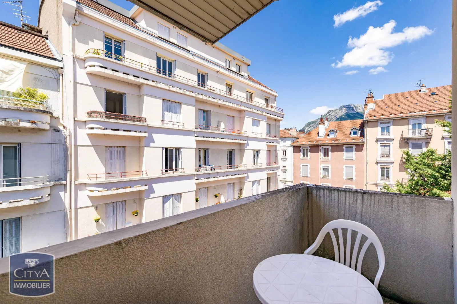Photo 2 Appartement 1 pièce 16.05m²