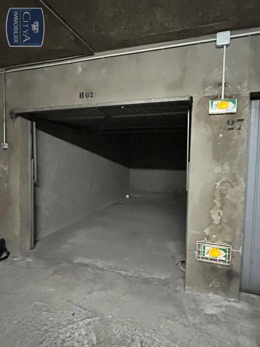 Photo 2 pour Parking Photo 2 Parking