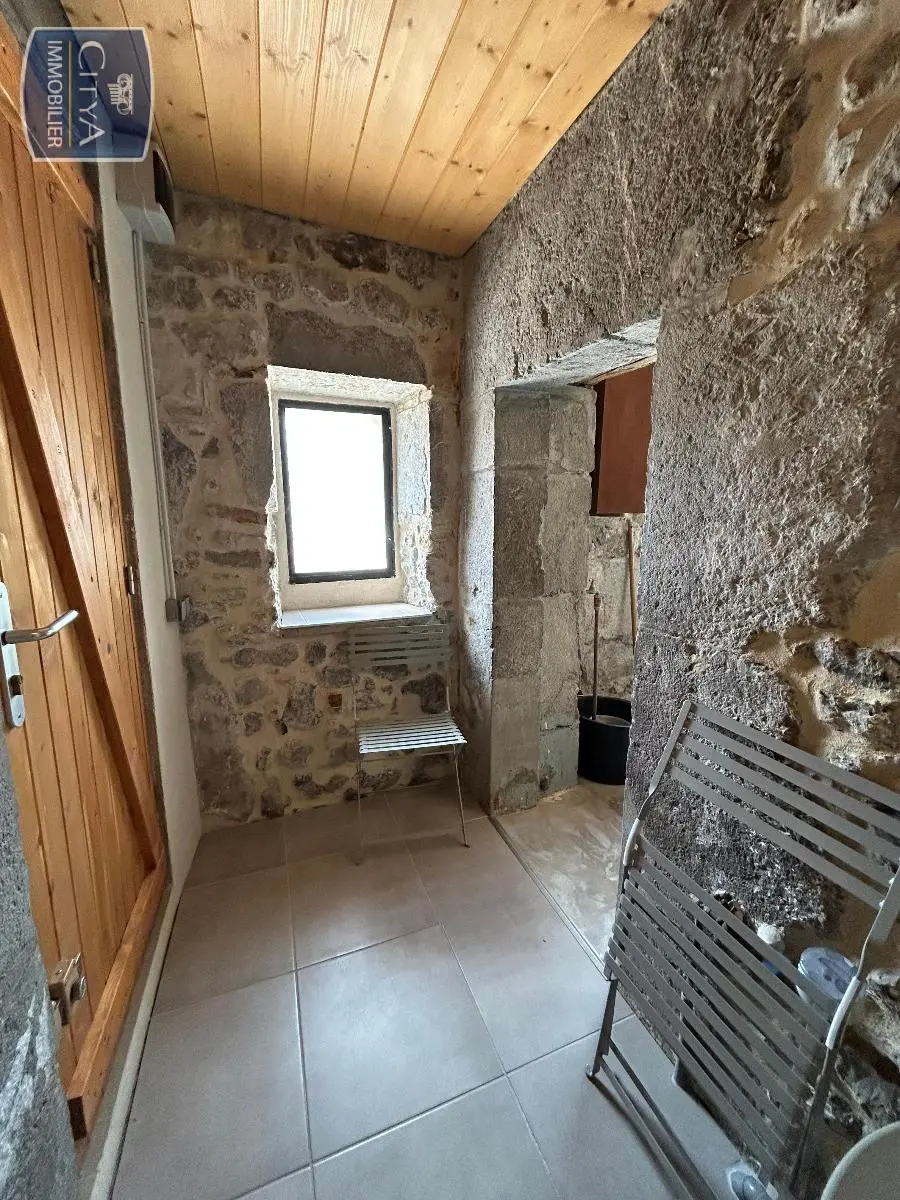 Photo 2 Appartement 1 pièce 61.67m²