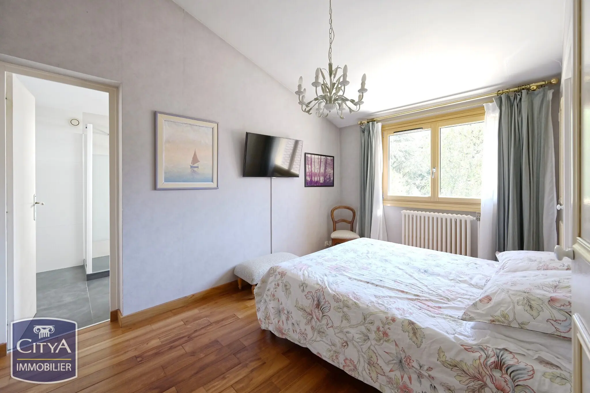 Photo 8 Maison 7 pièces 202.8m²