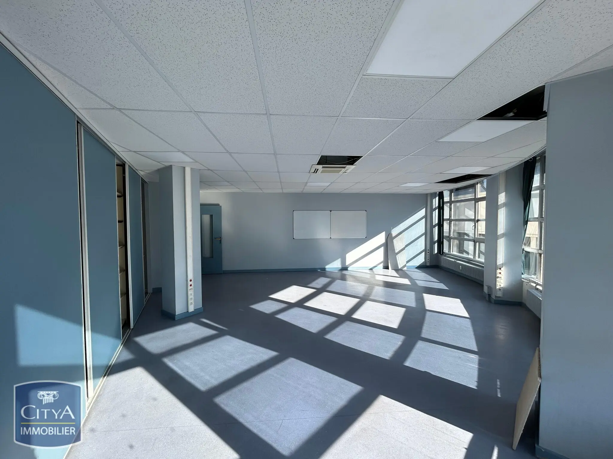 Photo 2 Local Commercial 405m²