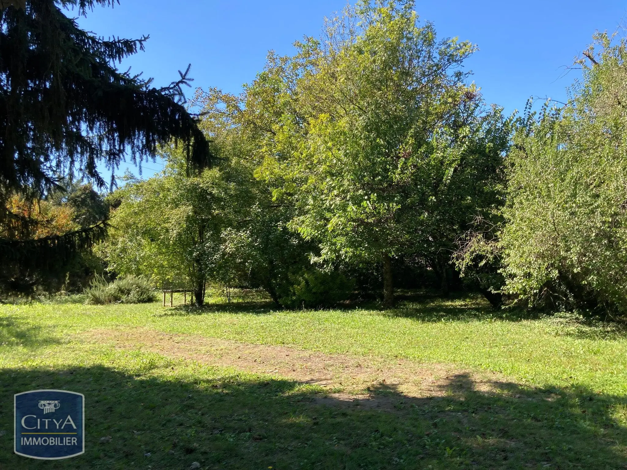 Terrain à vendre Chatte (38160) · 56 000 €