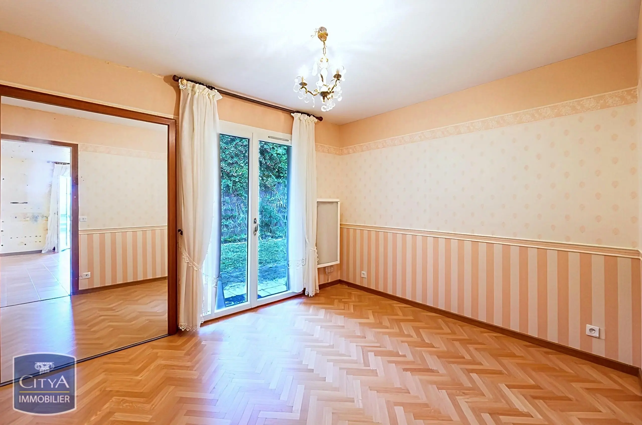 Photo 5 Maison 7 pièces 170m²