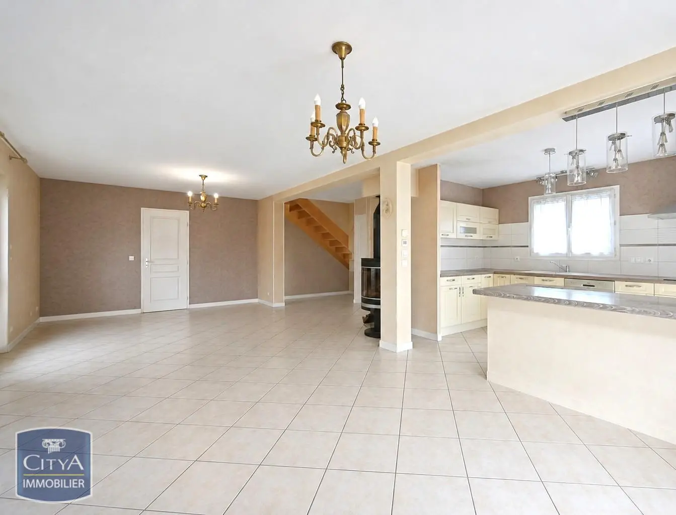 Photo 2 Maison 5 pièces 105m²