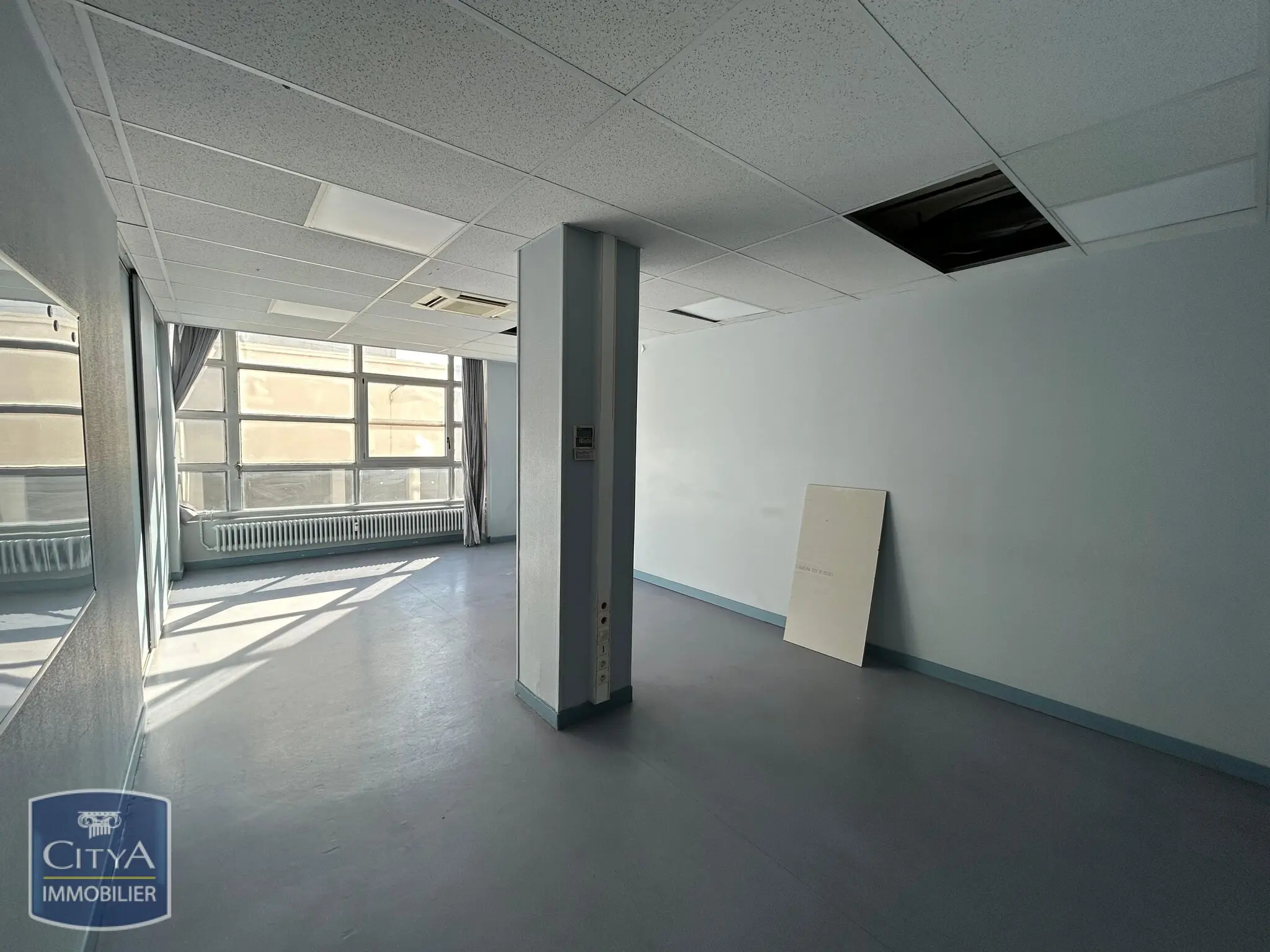 Photo 5 Local Commercial 405m²
