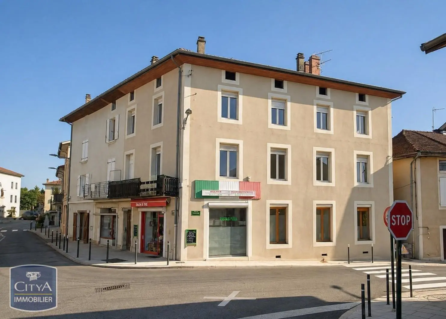 Photo 1 Immeuble 150m²