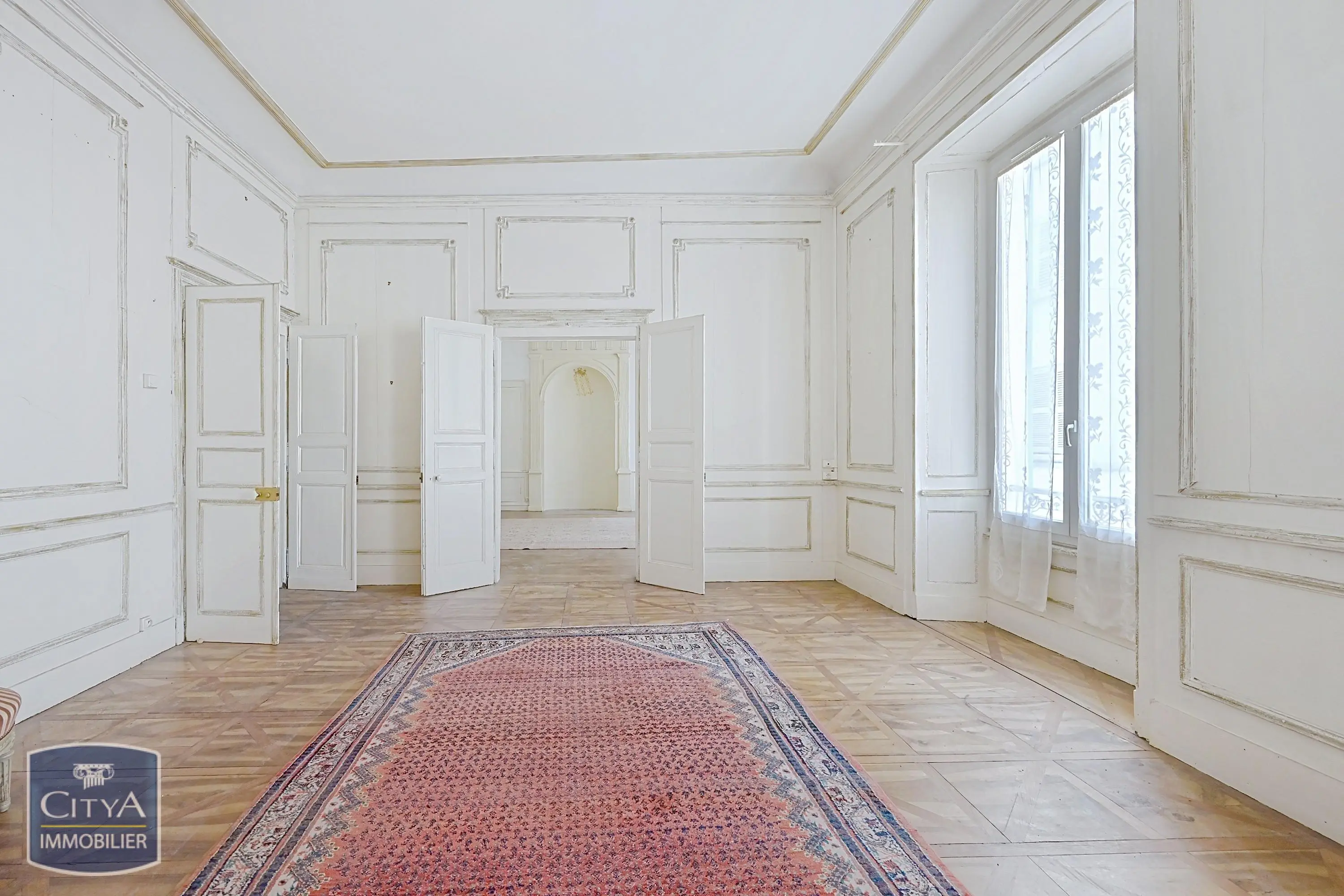 Photo 1 Appartement 3 pièces 99m²