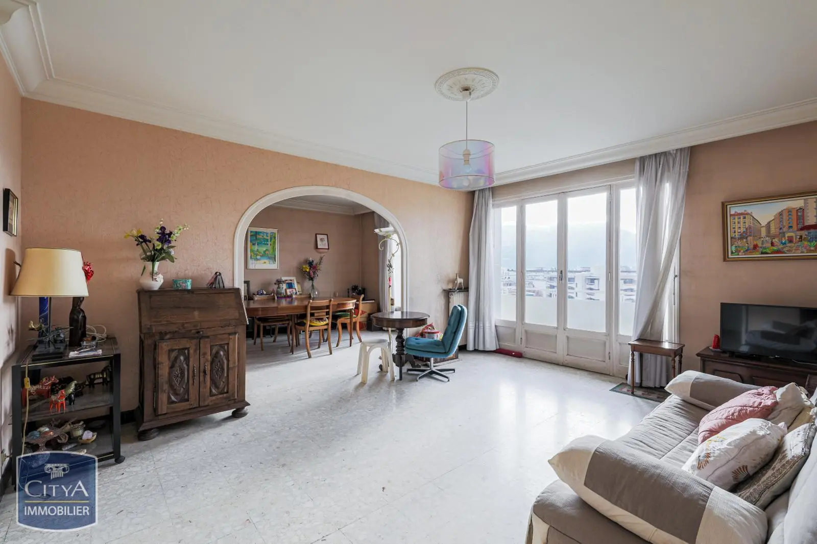 Photo 1 Appartement 2 pièces 77m²