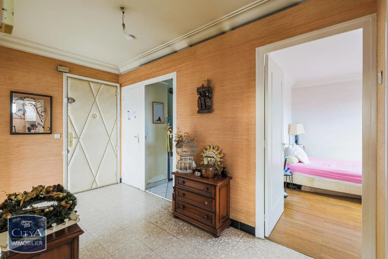 Photo 5 Appartement 2 pièces 77m²