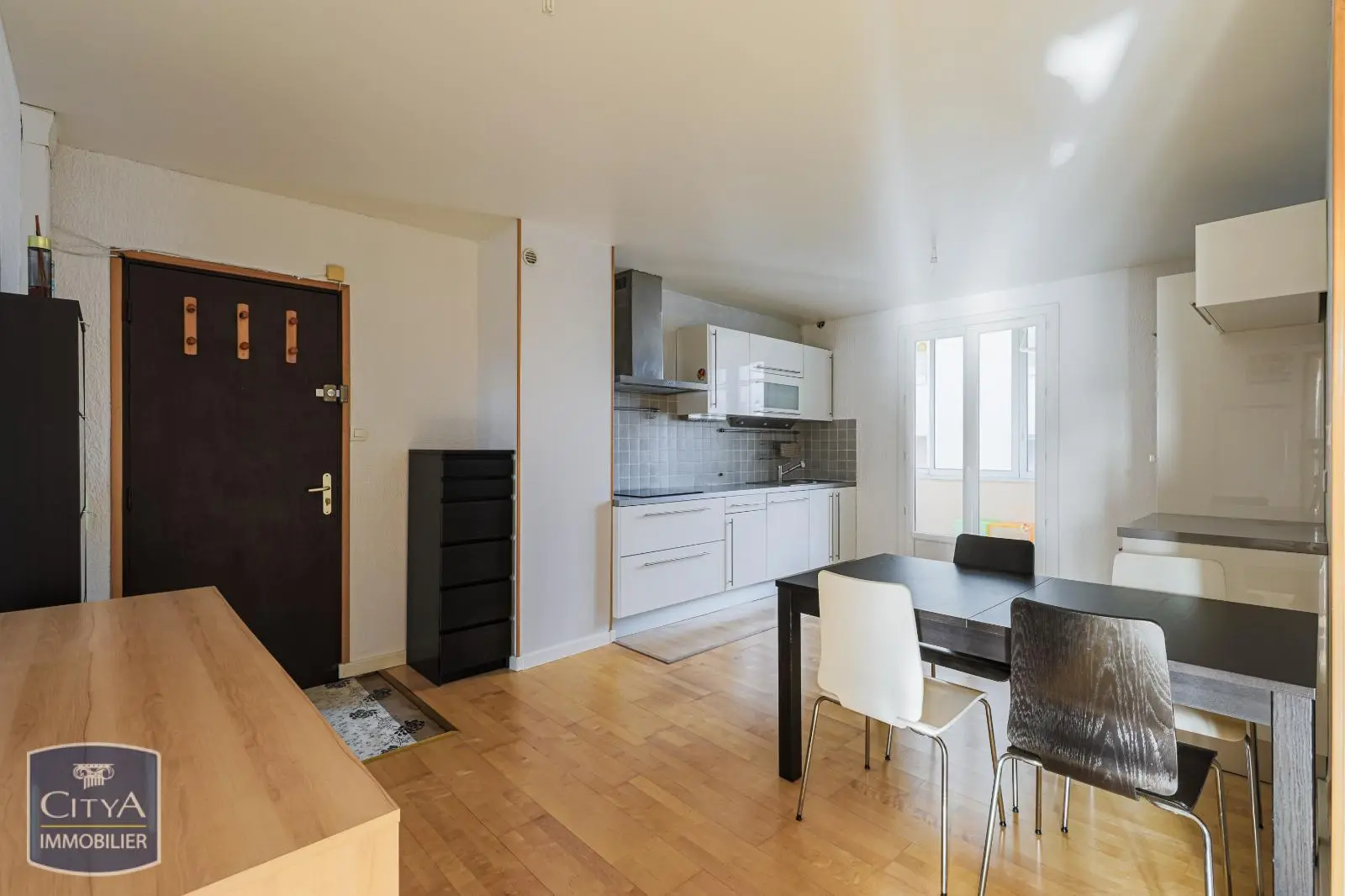 Photo 1 Appartement 2 pièces 61.62m²