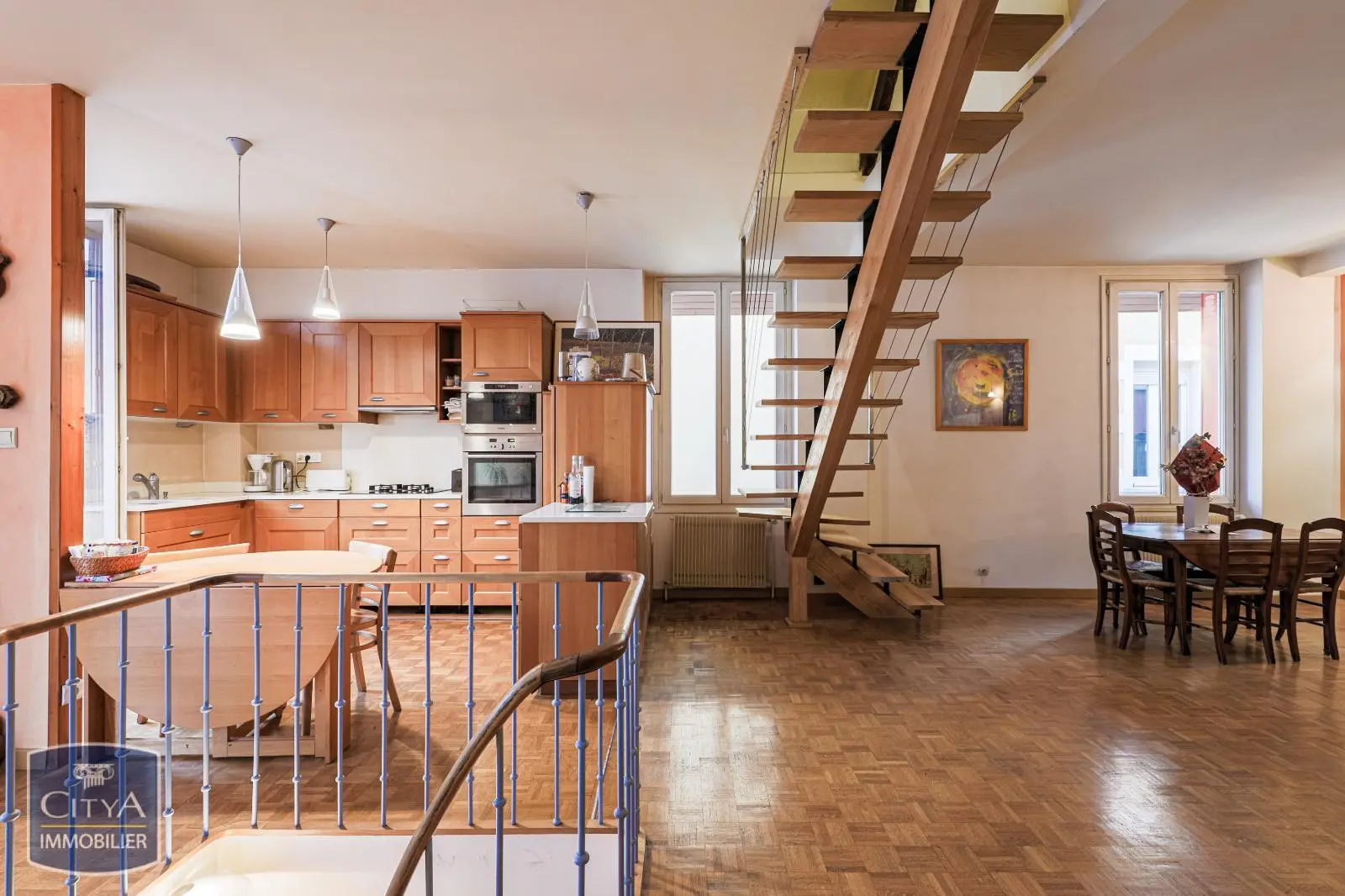 Photo 5 Maison 6 pièces 197m²