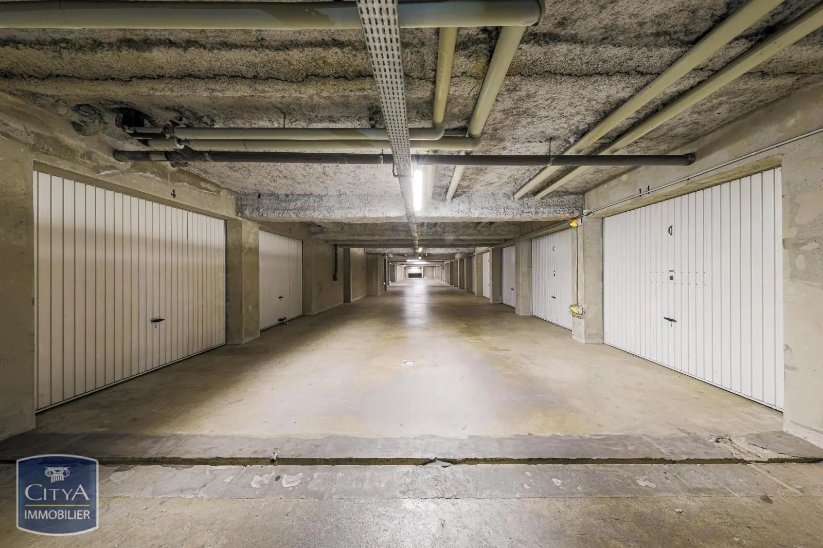 Photo 3 Parking 17m²