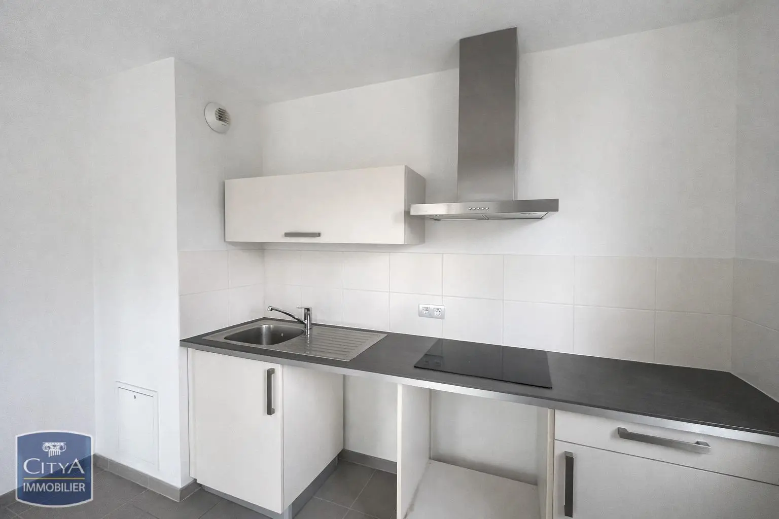 Photo 2 Appartement 3 pièces 80.17m²