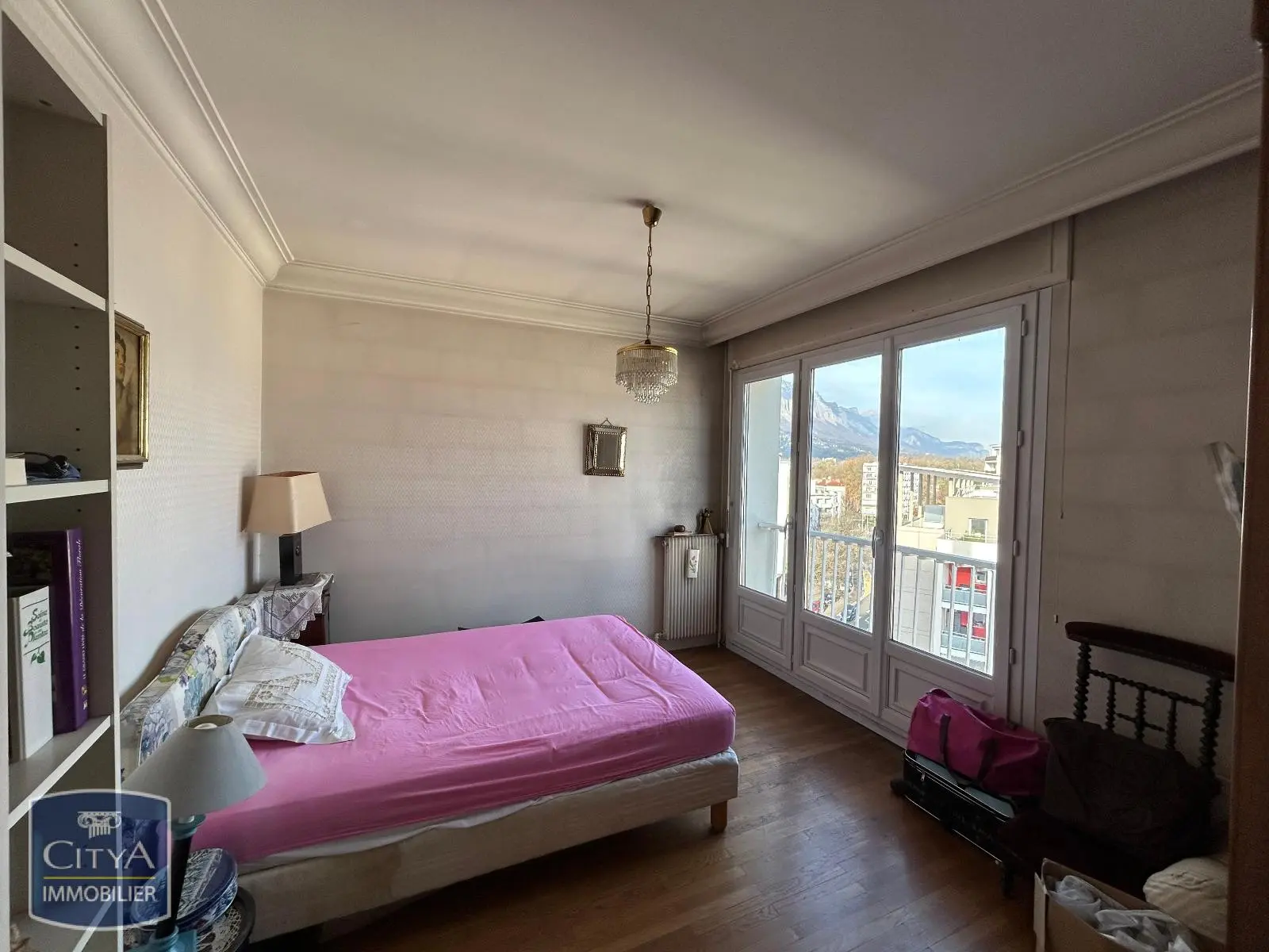 Photo 10 Appartement 2 pièces 77m²