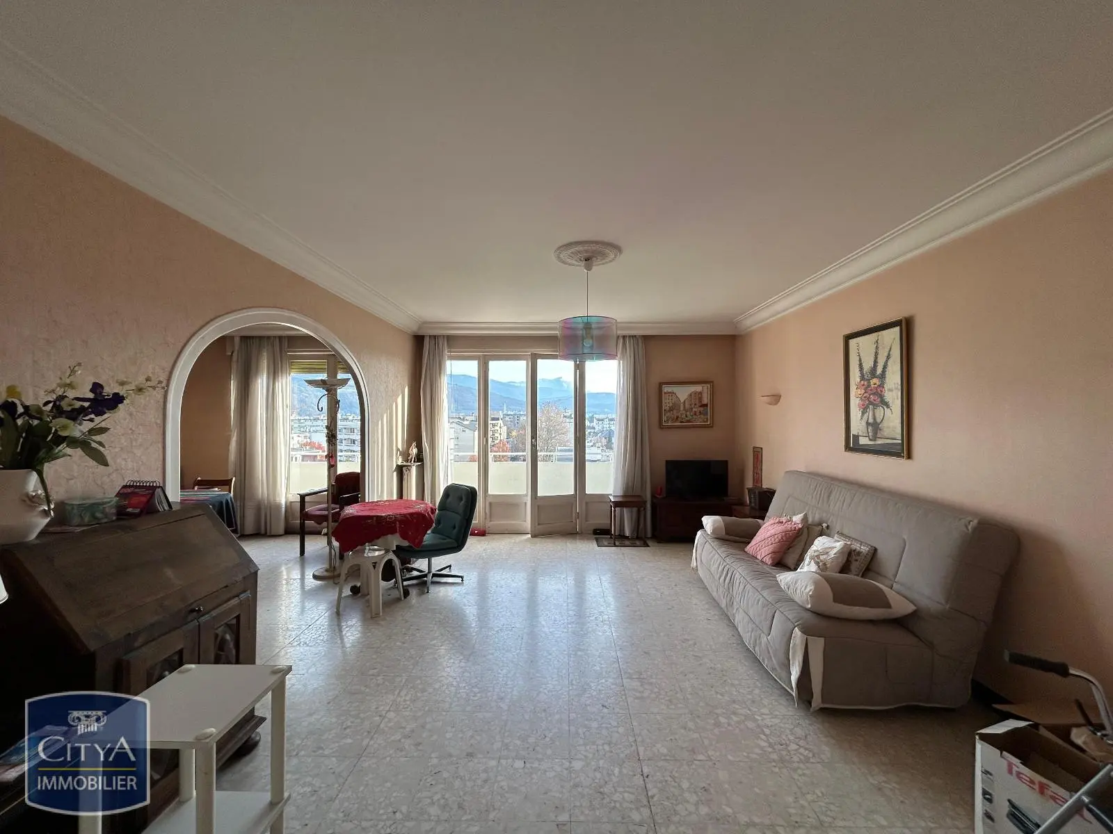 Photo 1 Appartement 2 pièces 77m²