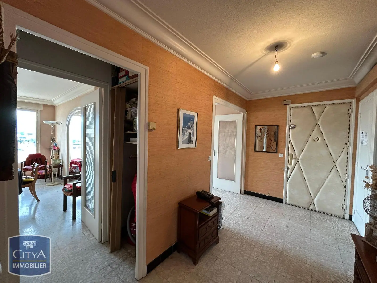 Photo 8 Appartement 2 pièces 77m²