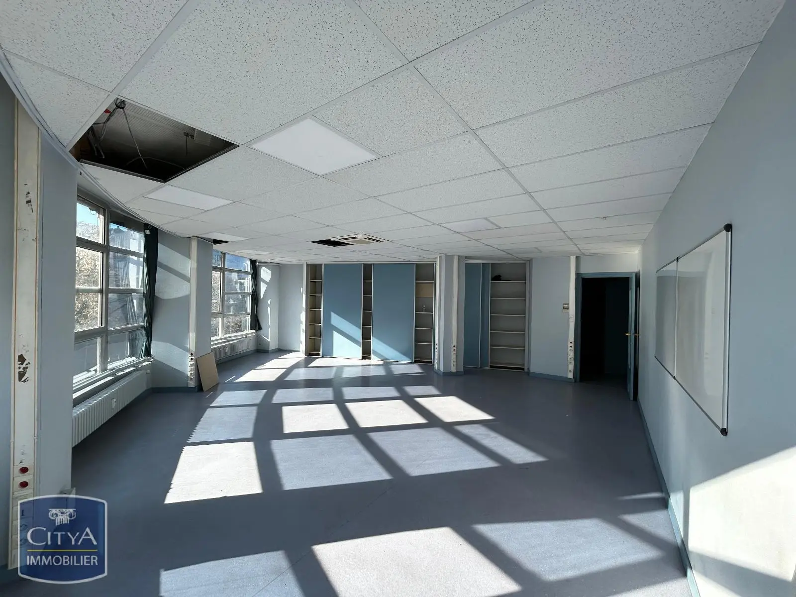 Photo 1 Local Commercial 405m²