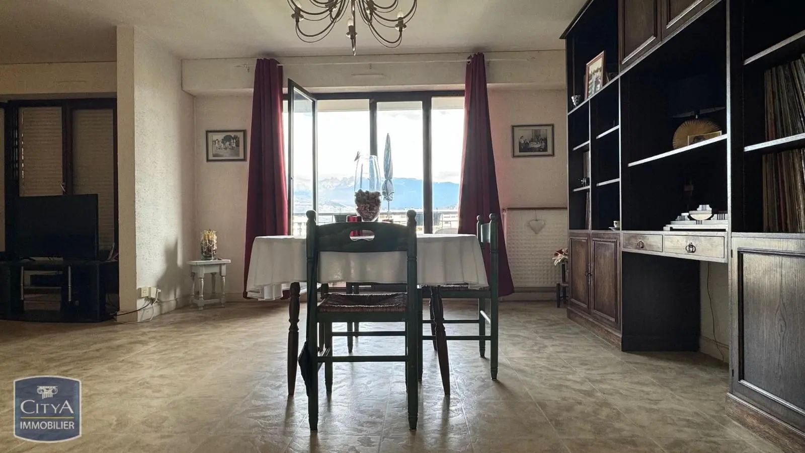 Photo 3 Appartement 4 pièces 95m²