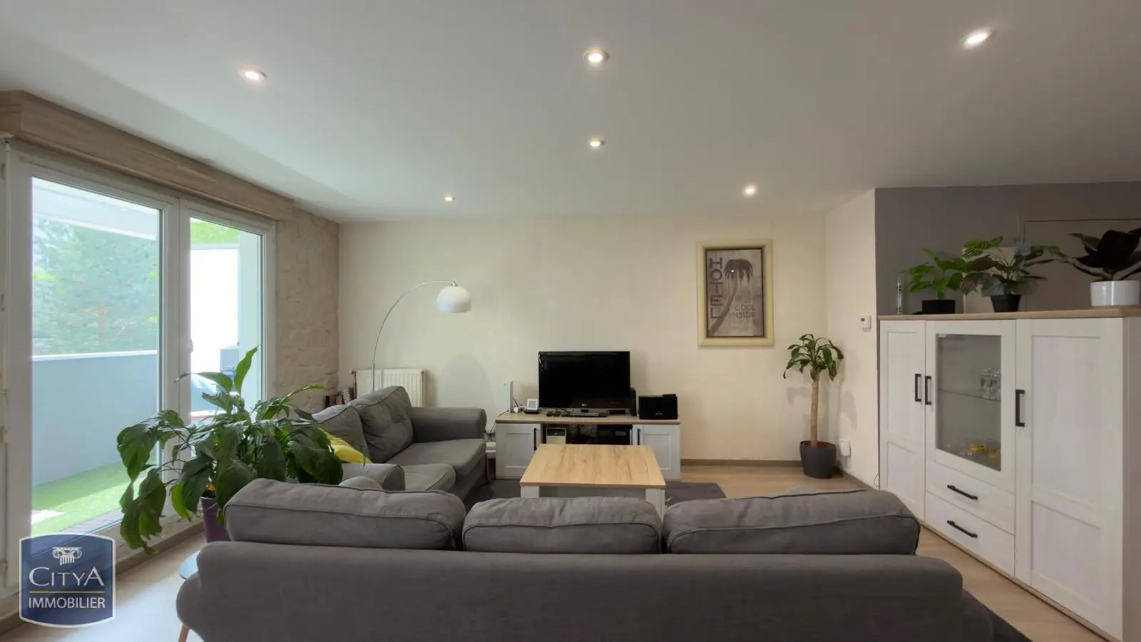 Photo 1 Appartement 4 pièces 80m²