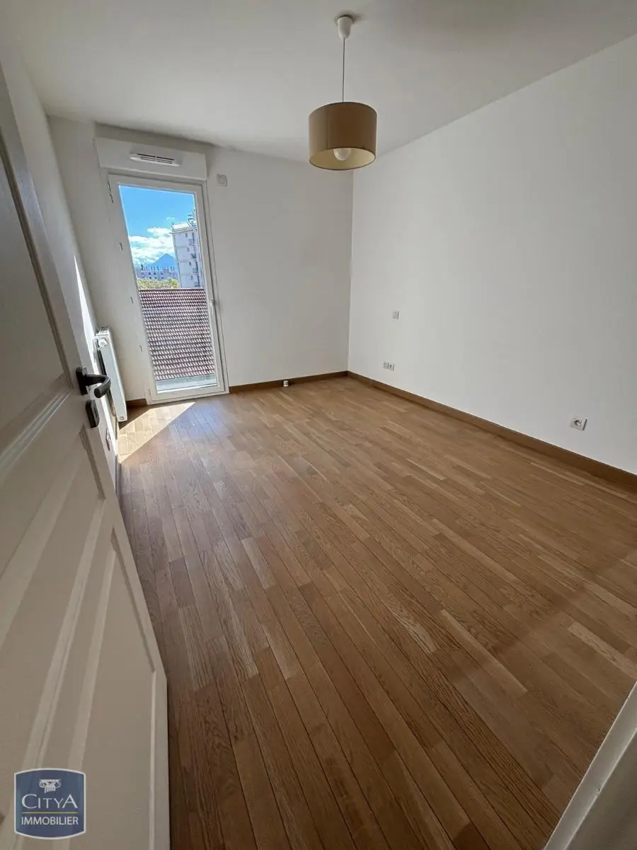 Photo 7 Appartement 3 pièces