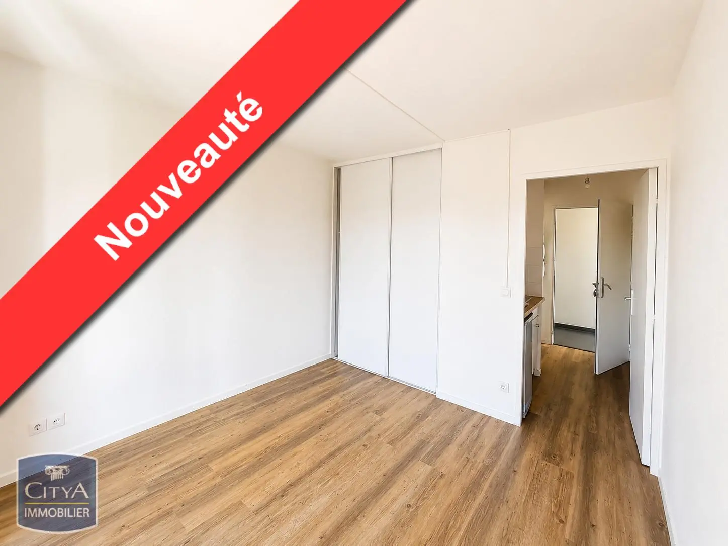 Photo 2 Appartement 1 pièce 18.2m²