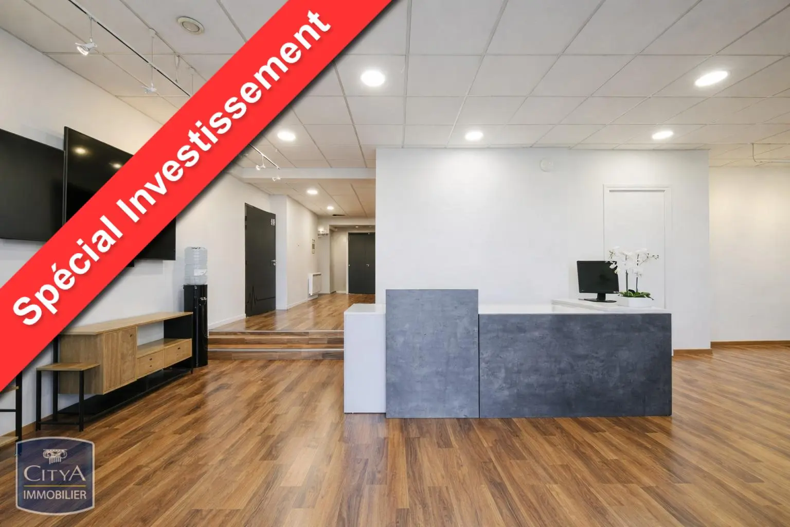 Photo 2 Local Commercial 132.1m²