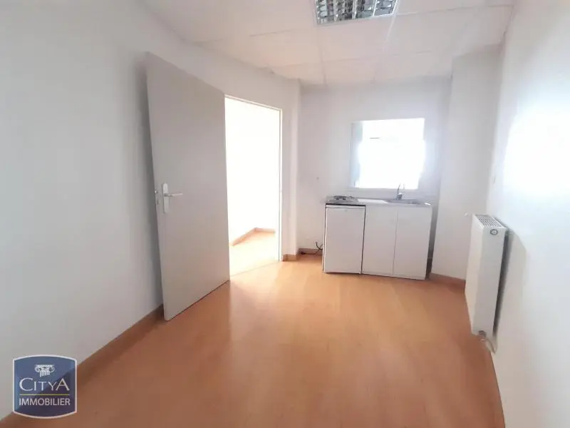 Photo 7 Local Professionnel 133.69m²