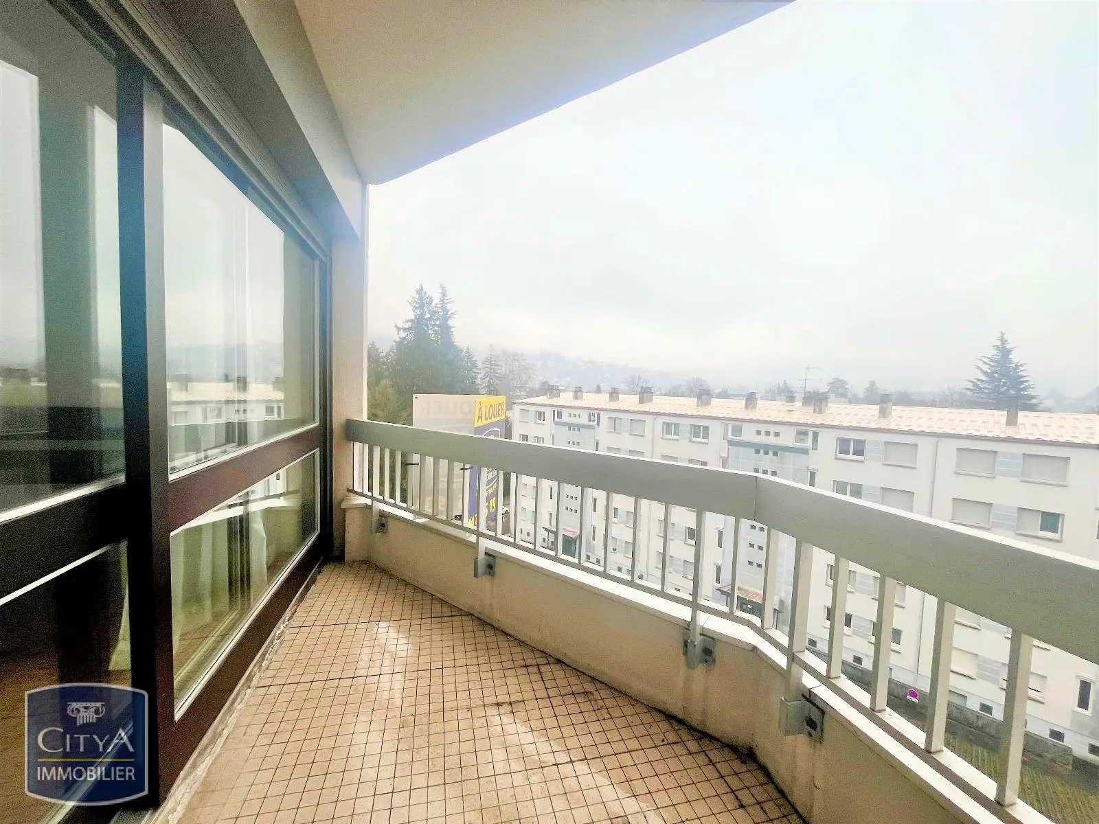 Photo 1 Appartement 1 pièce 29.9m²