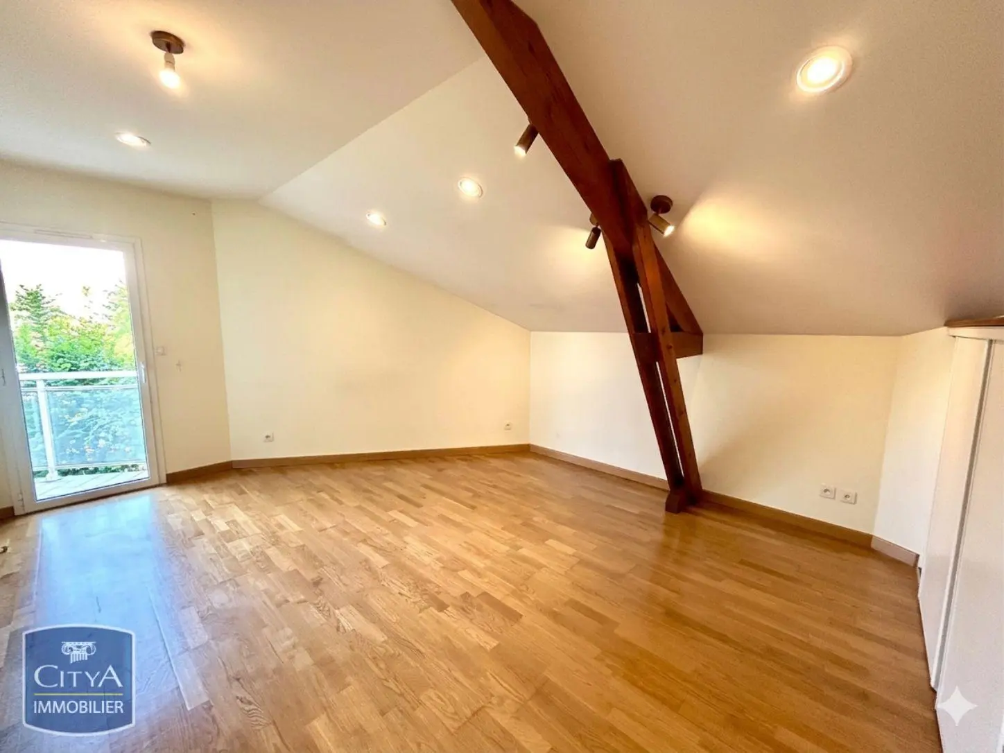 Photo 9 Maison 6 pièces 176.56m²