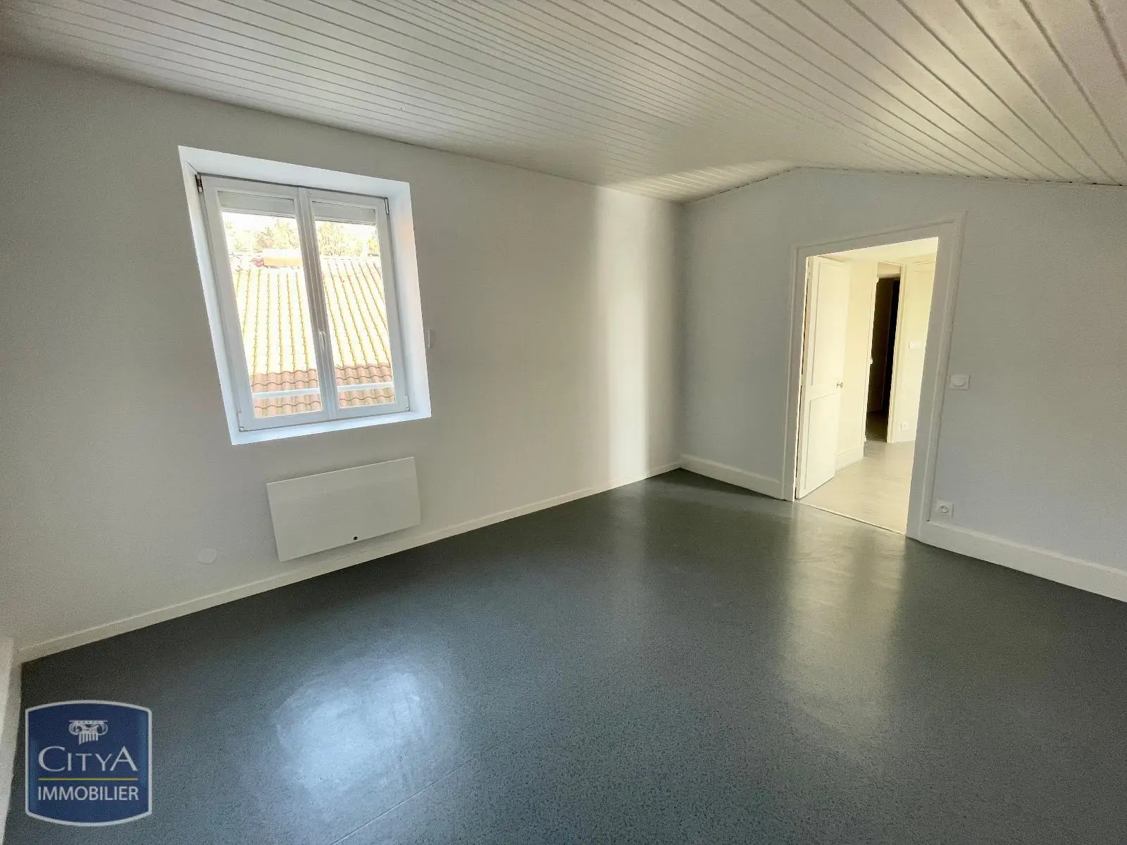 APPARTEMENT SPACIEUX AU CENTRE DE VOIRON