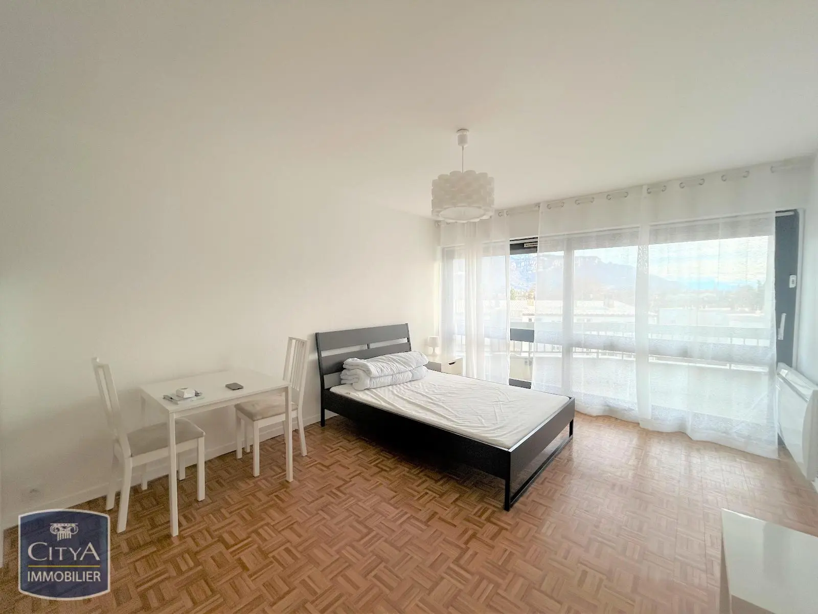 Photo 1 Appartement 1 pièce 29.9m²