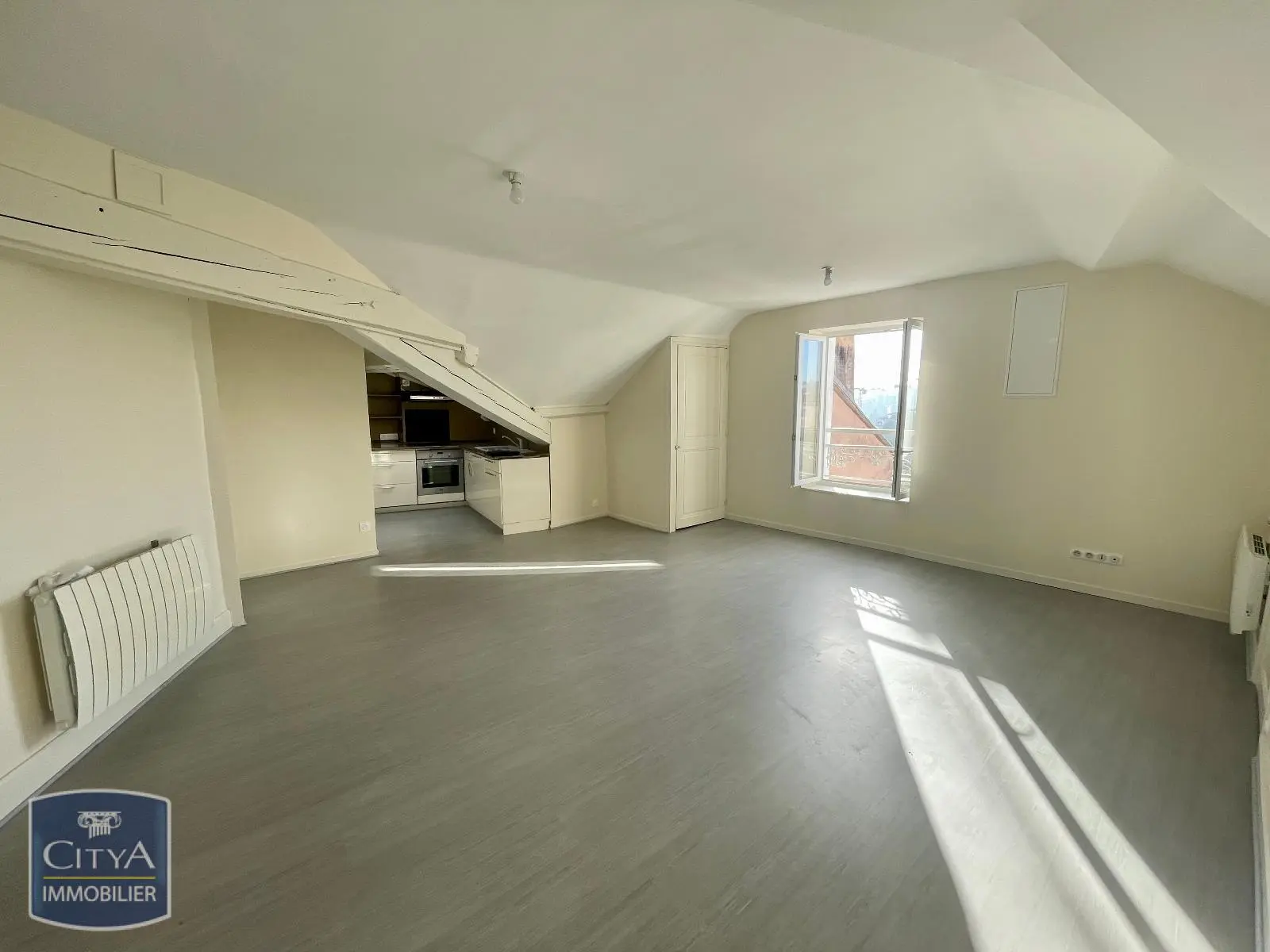 APPARTEMENT PROCHE DE LA GARE DE VOIRON
