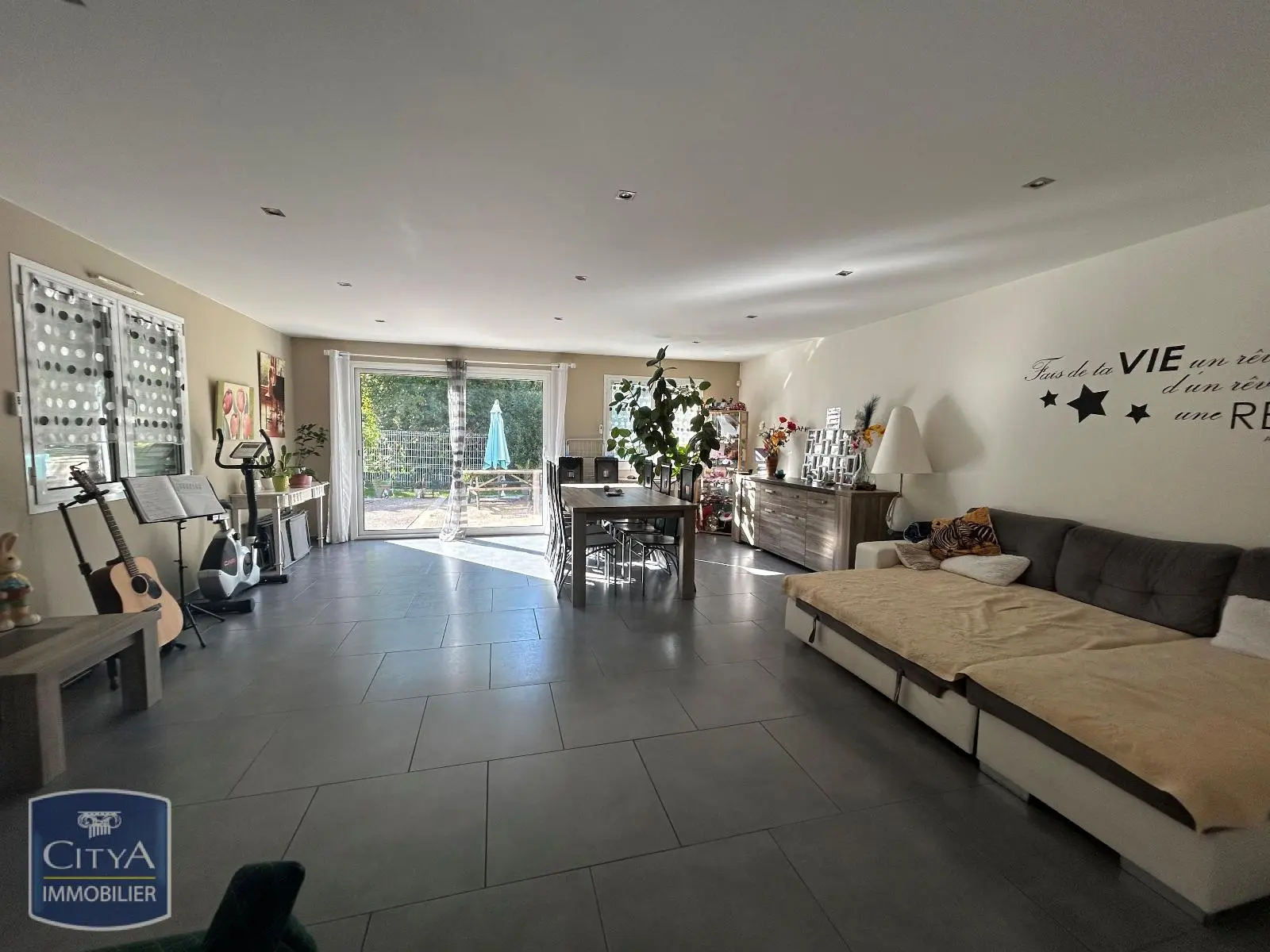 Photo 3 Maison 7 pièces 158.5m²