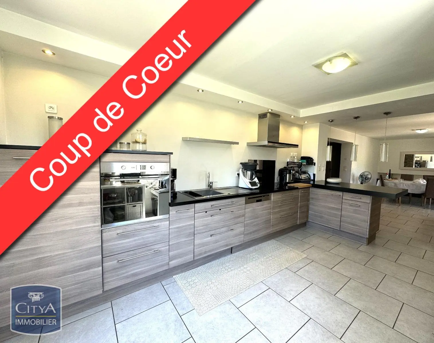 Photo 1 Appartement 4 pièces 112.09m²