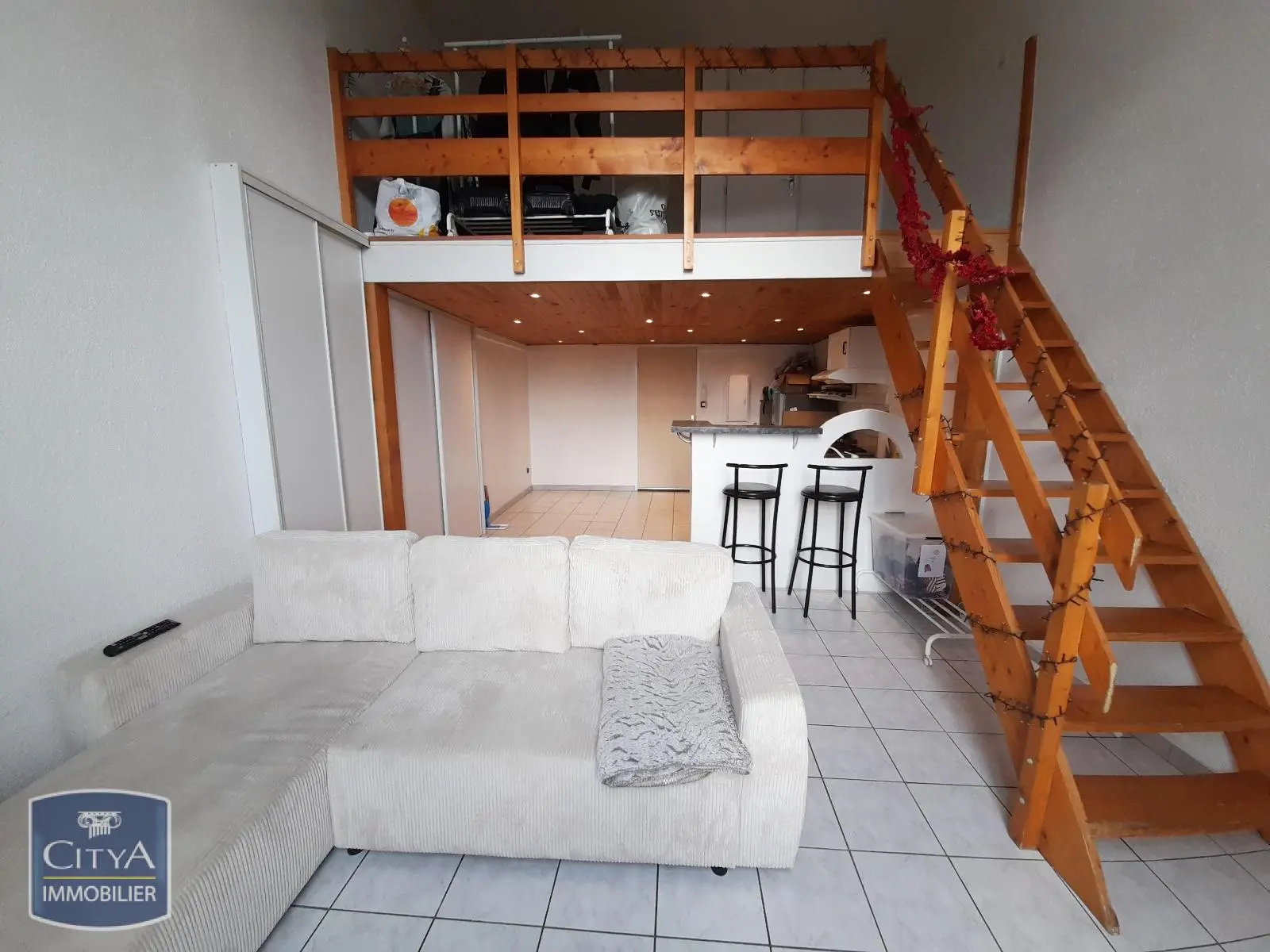 Photo 1 Appartement 1 pièce 45.93m²