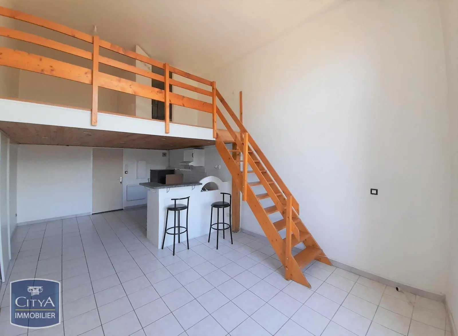 Photo 3 Appartement 1 pièce 45.93m²