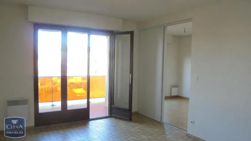 Photo 2 Appartement 1 pièce 36.06m²