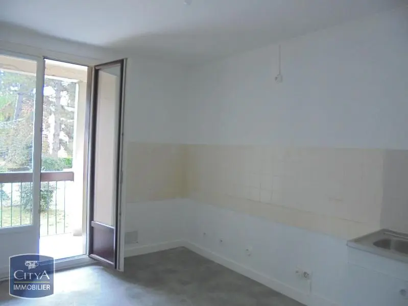 Photo 3 Appartement 4 pièces 79.81m²