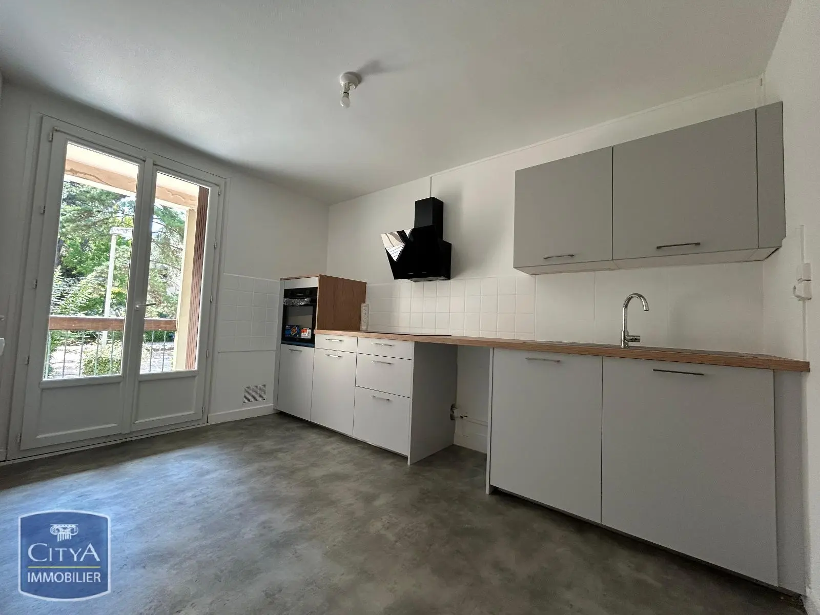 Photo 1 Appartement 4 pièces 79.81m²