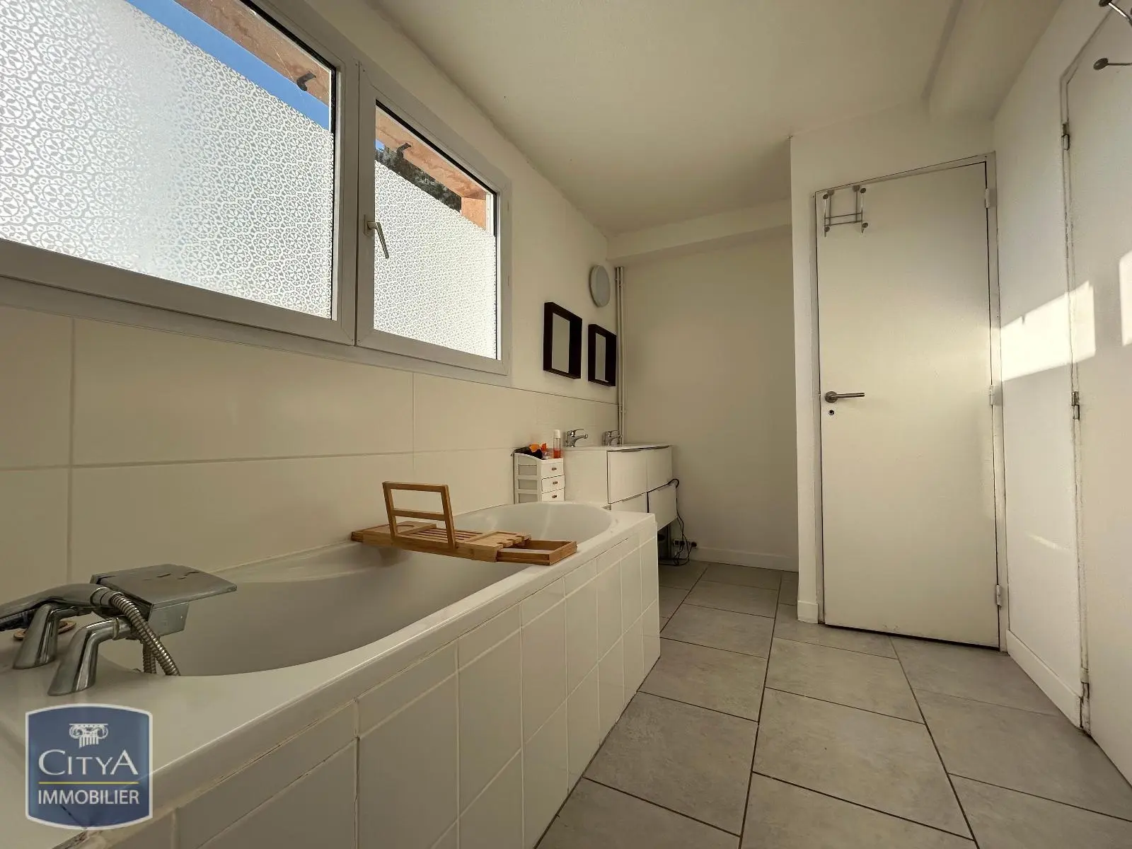 Photo 15 Appartement 4 pièces 112.09m²