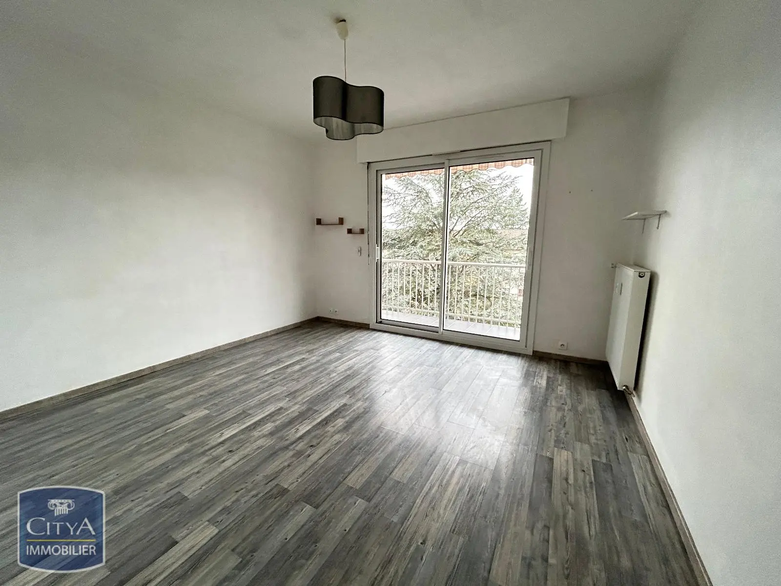 Photo 2 Appartement 1 pièce 33.01m²