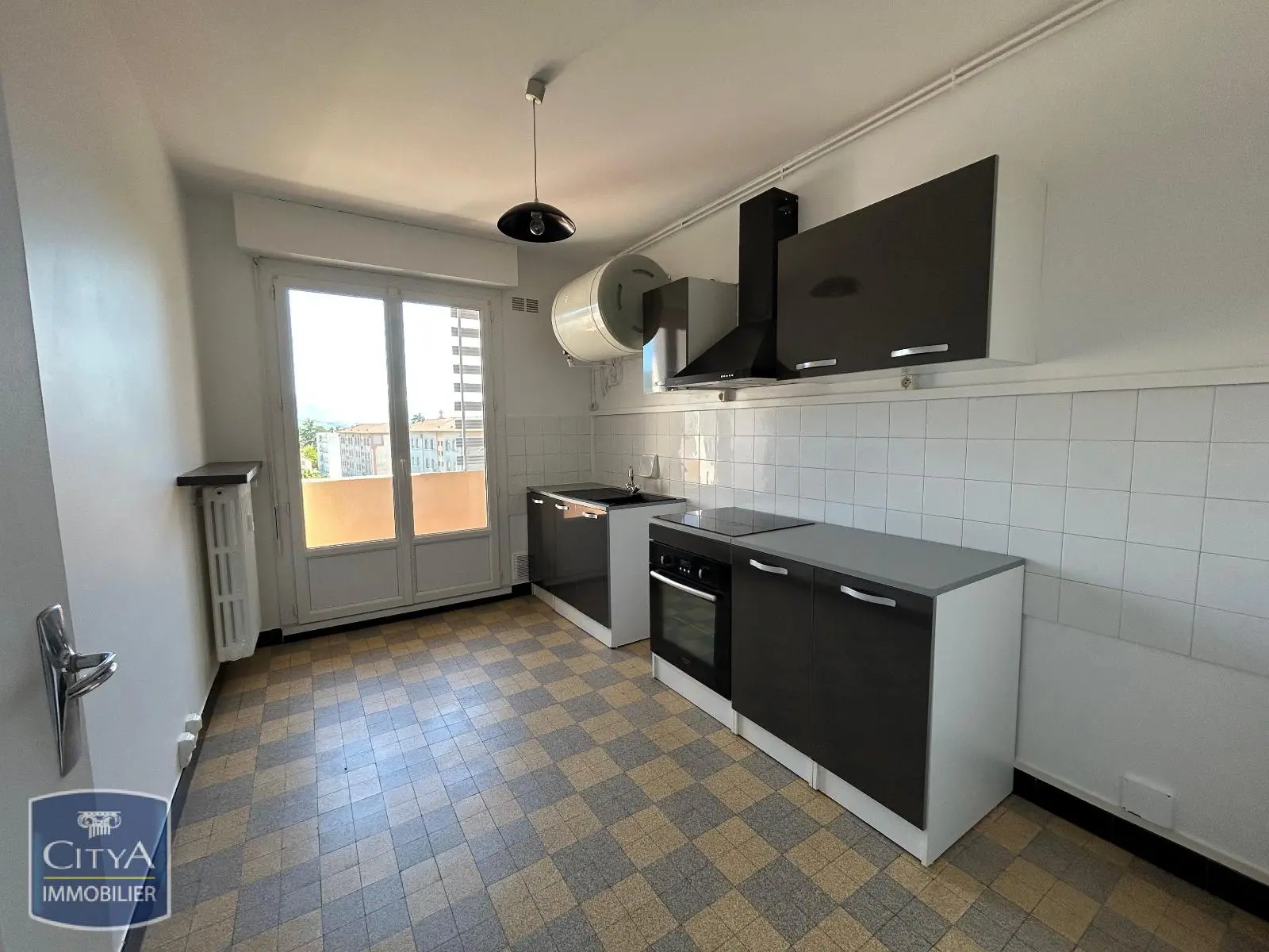 Photo 4 Appartement 1 pièce 33.33m²