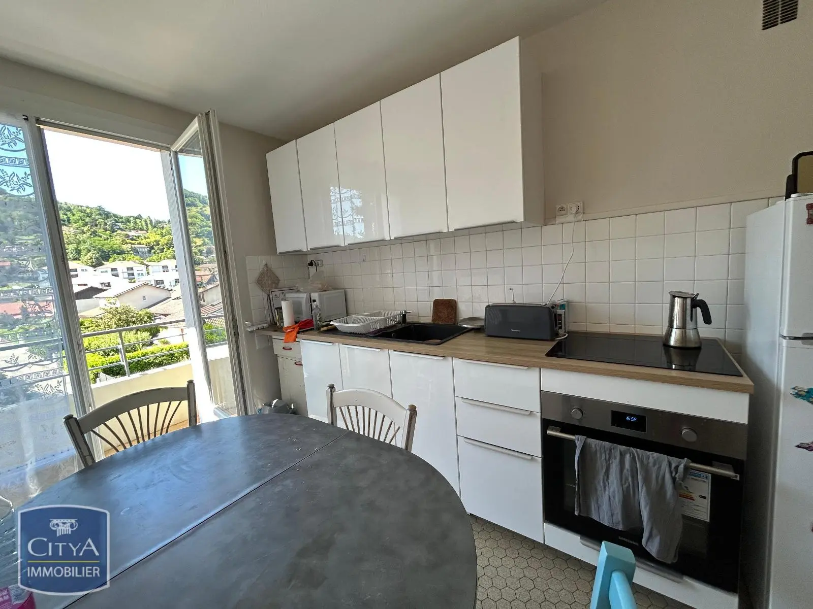 Photo 1 Appartement 4 pièces 80.96m²