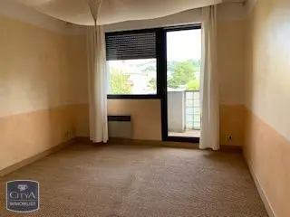Photo 1 Local Professionnel 14.3m²