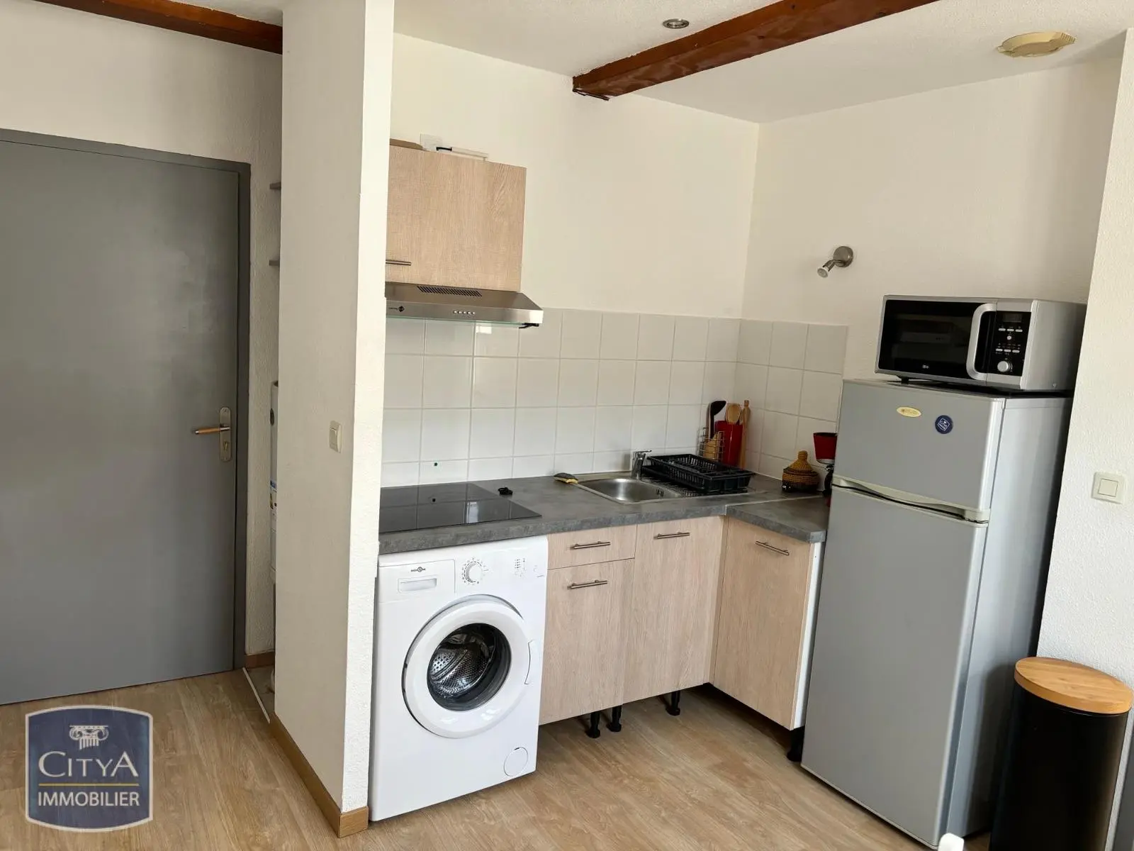 Photo 1 Appartement 1 pièce 26.85m²