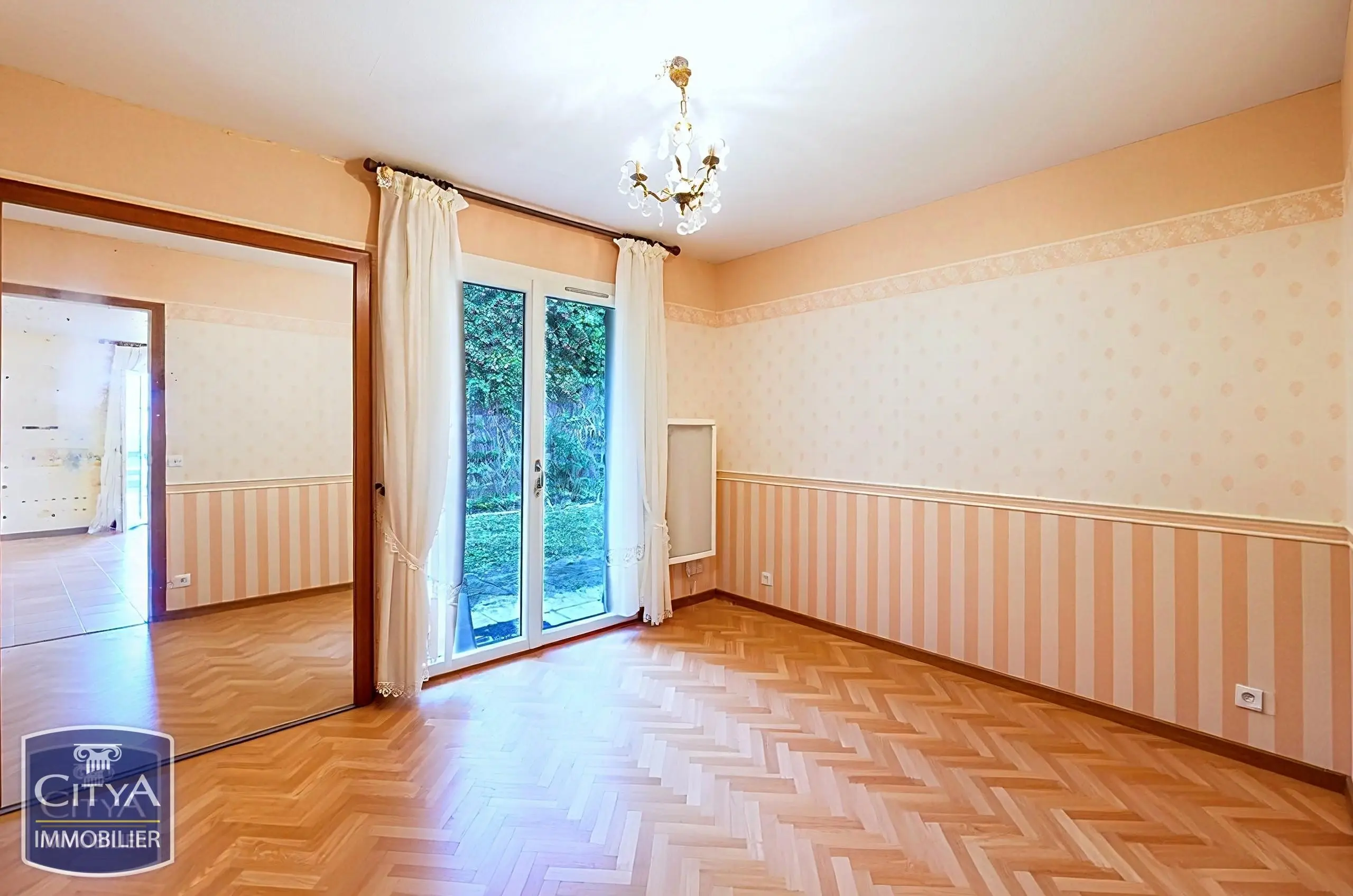 Photo 5 Maison 7 pièces 170m²