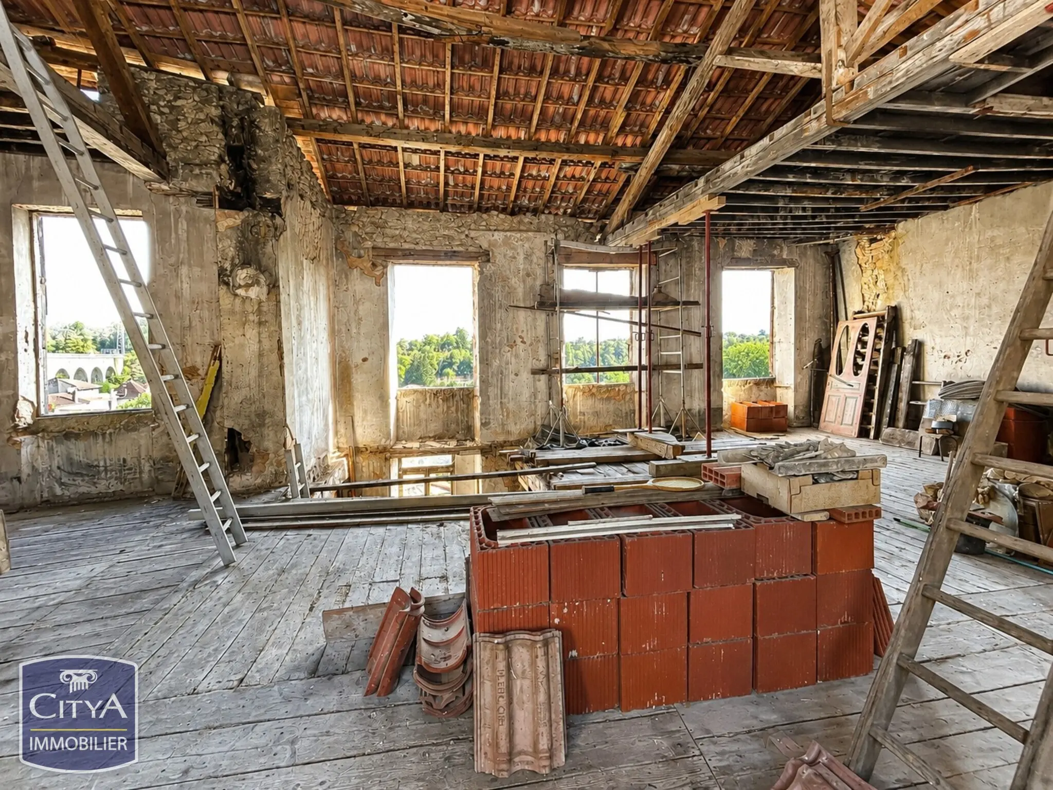 Photo 5 Immeuble 150m²
